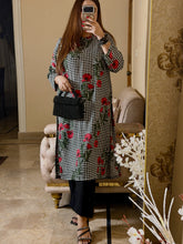 Floral Fusion Chic