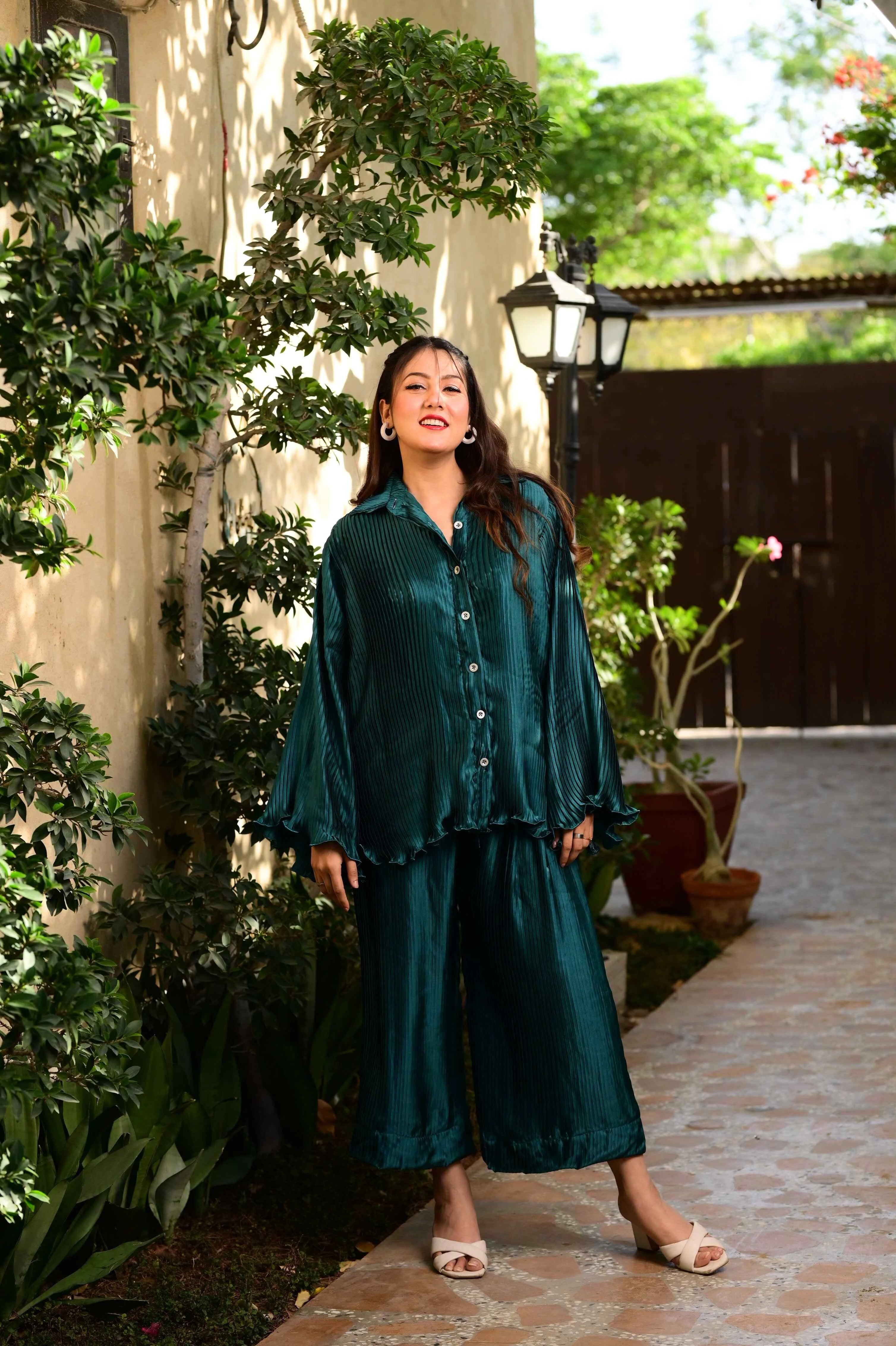 Glimmering Green